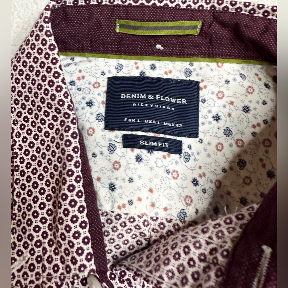 Long sleeve button down - Picture 2 of 4